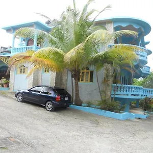 3* Hotel Cotton Tree